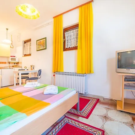 Dobreva 207 Apartament *